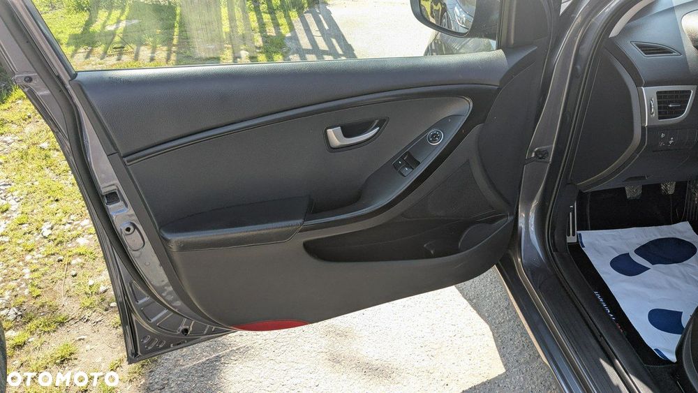 Hyundai i30 - 30