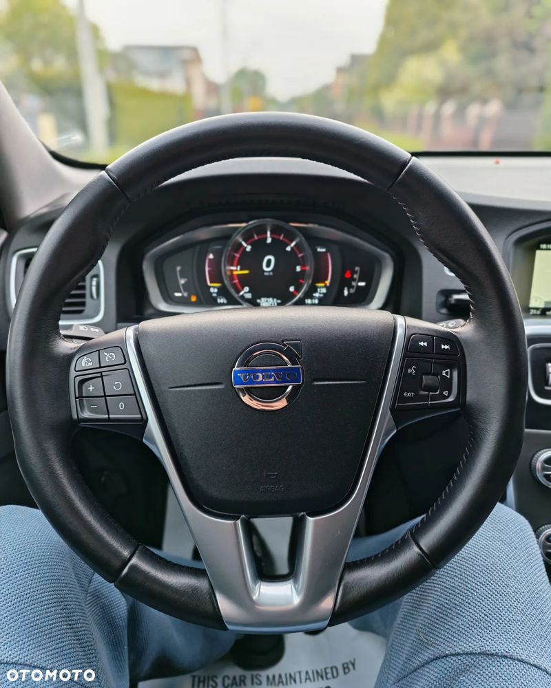 Volvo V60 Cross Country D4 Geartronic Summum - 18