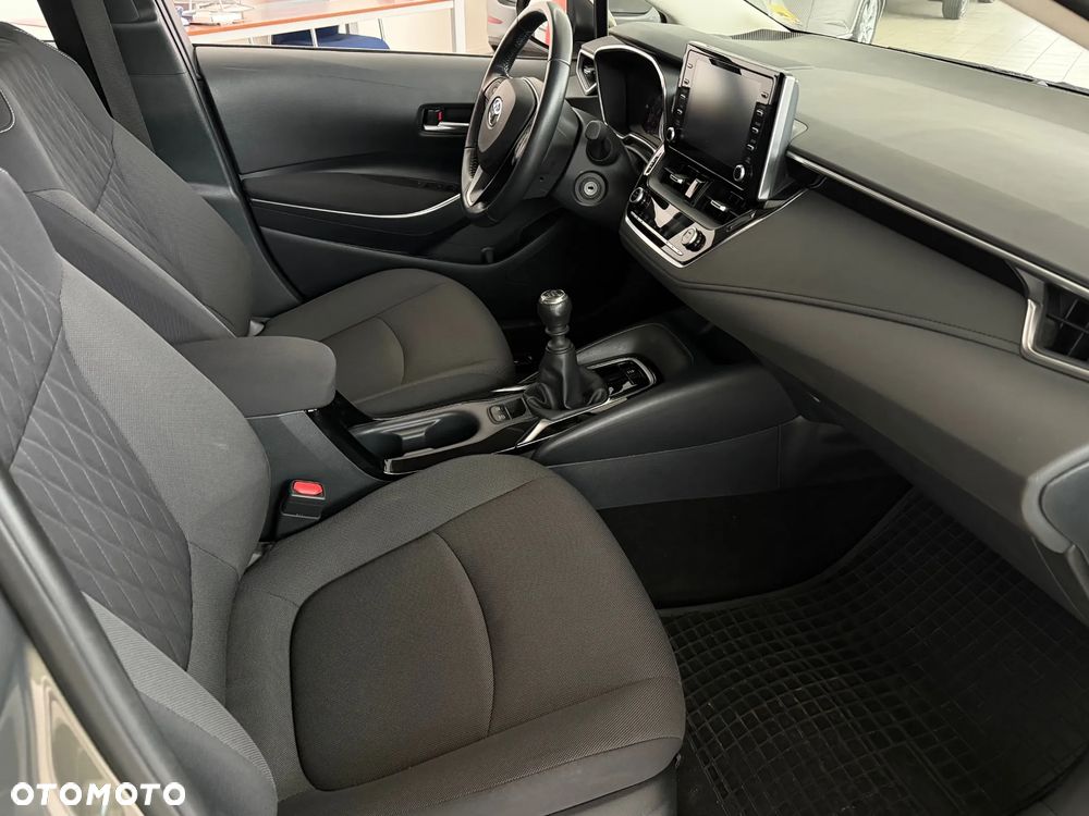 Toyota Corolla 1.5 Comfort - 9