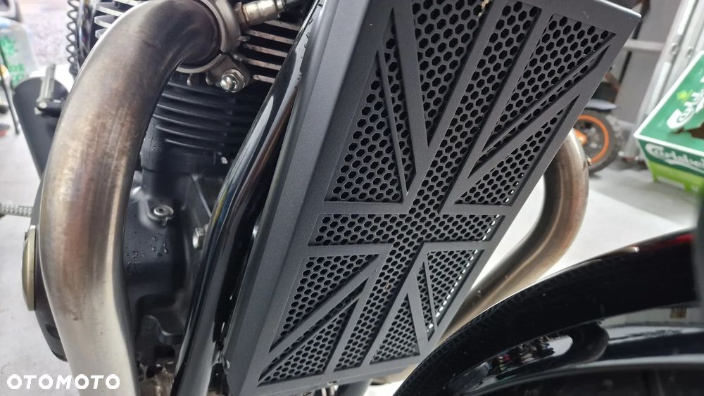Triumph Speed Twin - 11