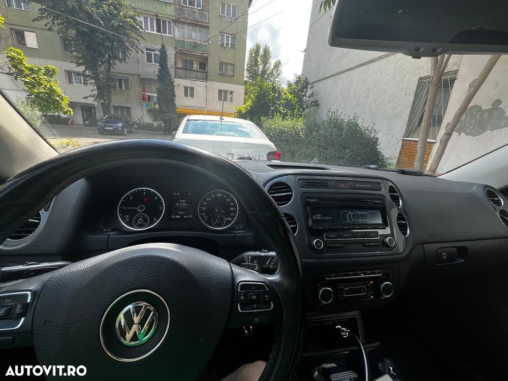 Volkswagen Tiguan 2.0 TDI 4Motion DSG Sport & Style - 10