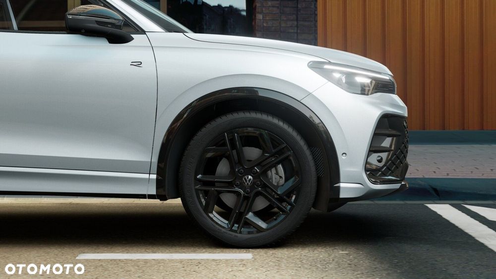 Volkswagen Tiguan - 15