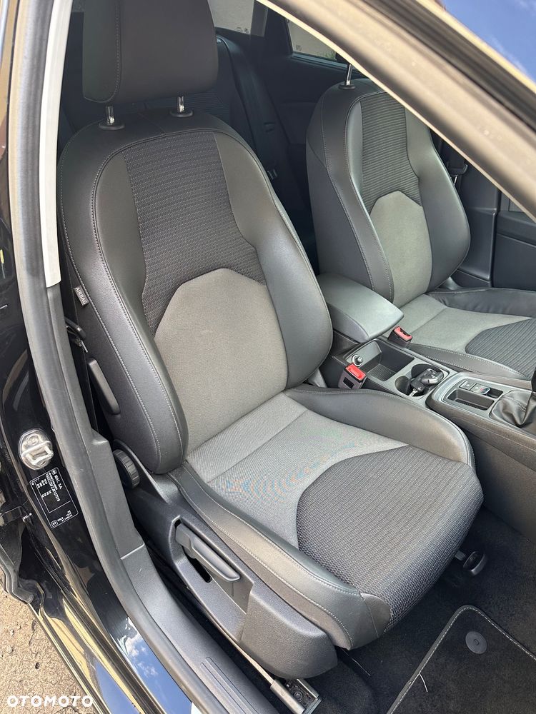 Seat Leon 2.0 TDI DPF XCELLENCE - 22