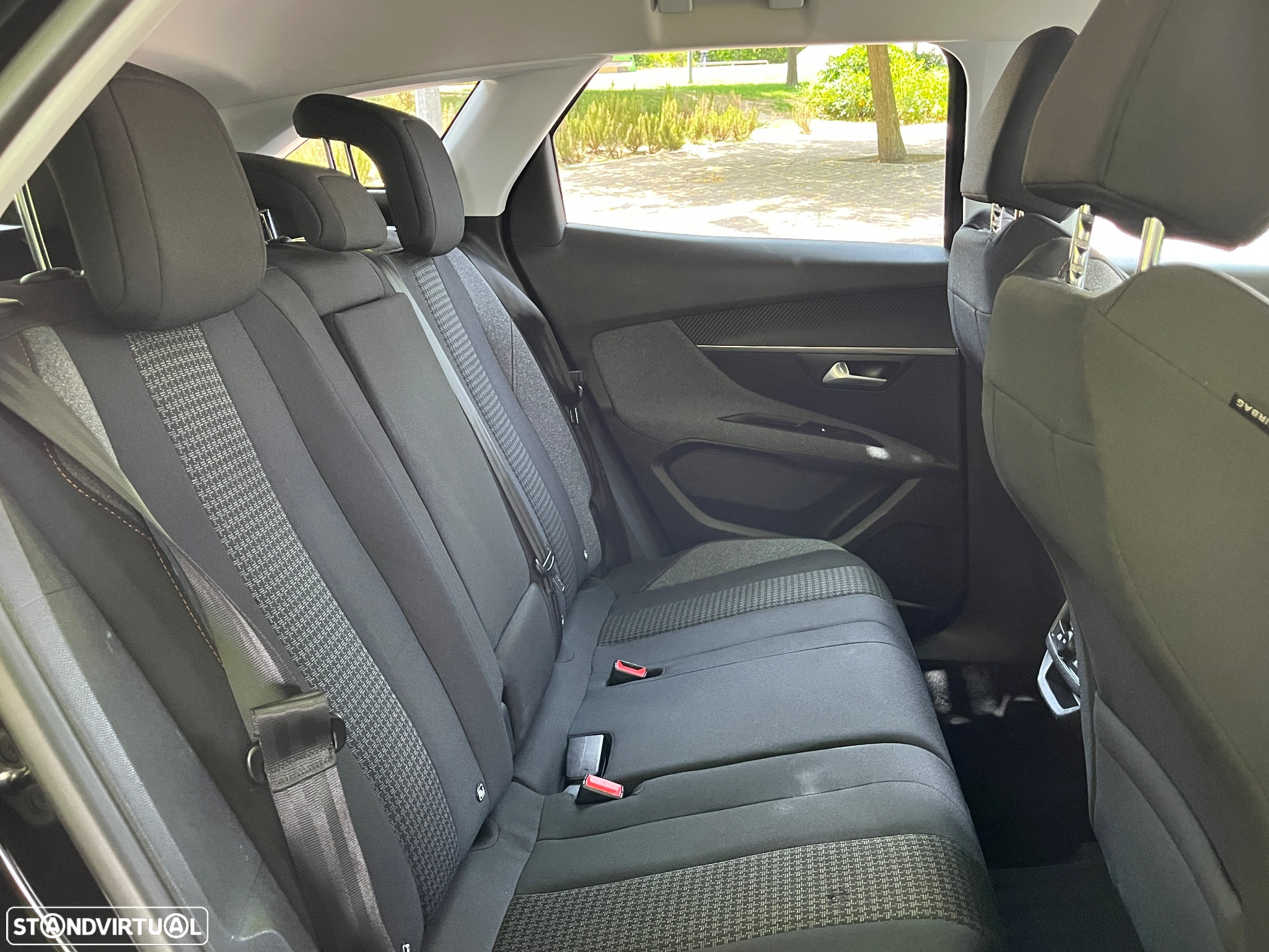Peugeot 3008 BlueHDi 120 Stop & Start EAT6 Active Business-Pack - 25