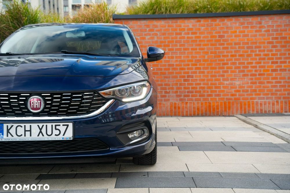 Fiat Tipo 1.4 16v Lounge EU6d - 32