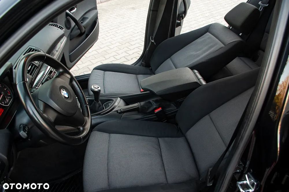 BMW Seria 1 - 39