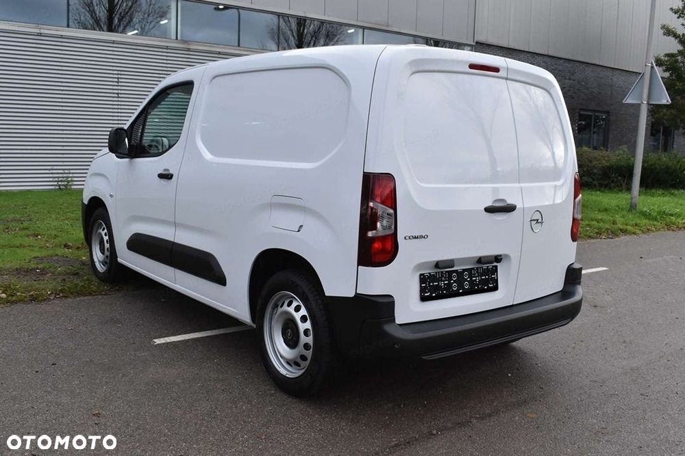 Opel Combo Van M L1H1 1.5 100KM - 7