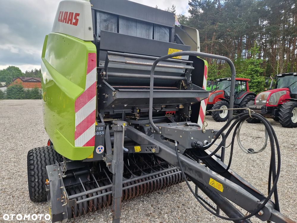 Claas VARIANT 380 - 35