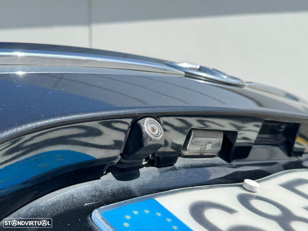 Toyota Avensis SW 2.0 D-4D Luxury+Navi - 17