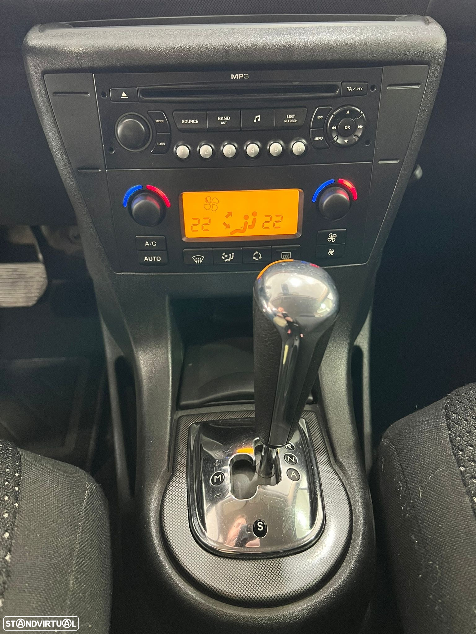 Citroën C4 1.6 HDi 110 VTR Pack CMP6 - 14