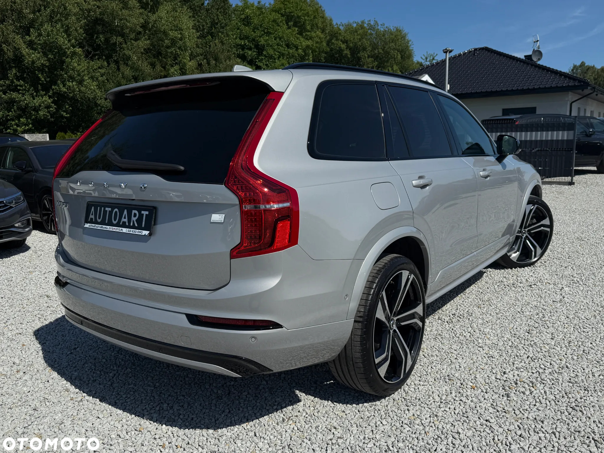 Volvo XC 90 T8 AWD Plug-In Hybrid Ultimate Dark 7os - 17