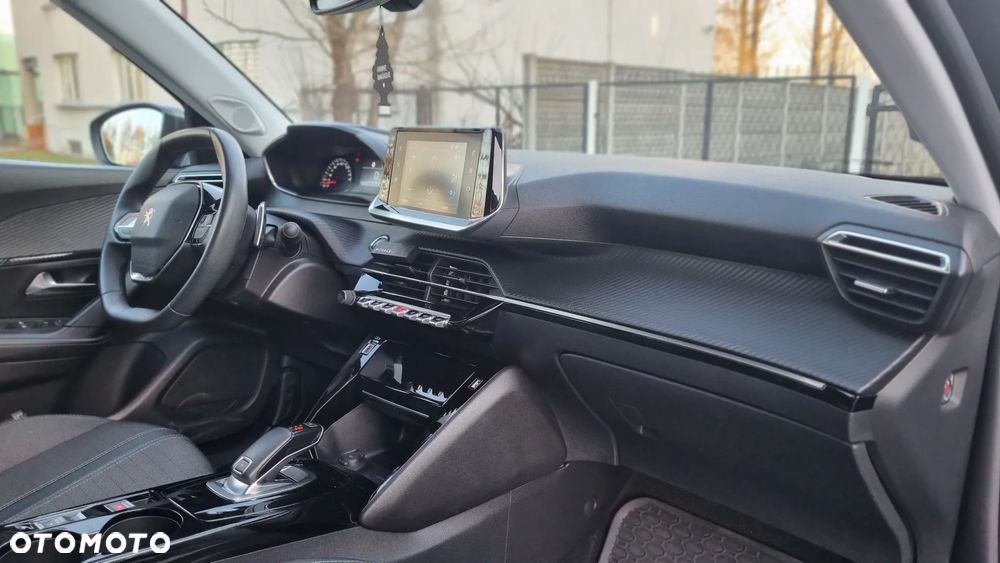 Peugeot 2008 1.5 BlueHDi Allure S&S EAT8 - 14