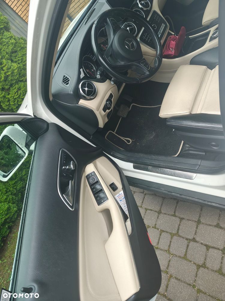 Mercedes-Benz GLA - 3