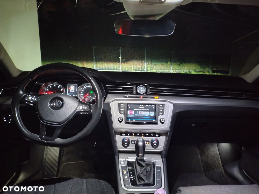 Volkswagen Passat 1.8 TSI BMT Comfortline DSG - 6