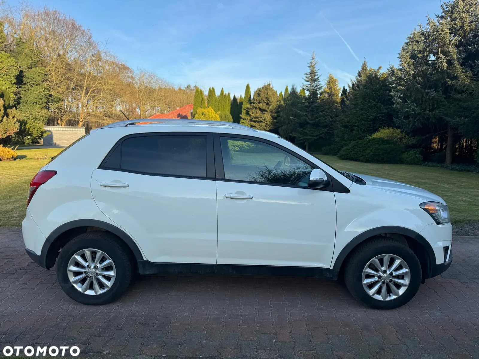 SsangYong/KGM Korando 2.0 e-XDi Sapphire - 12