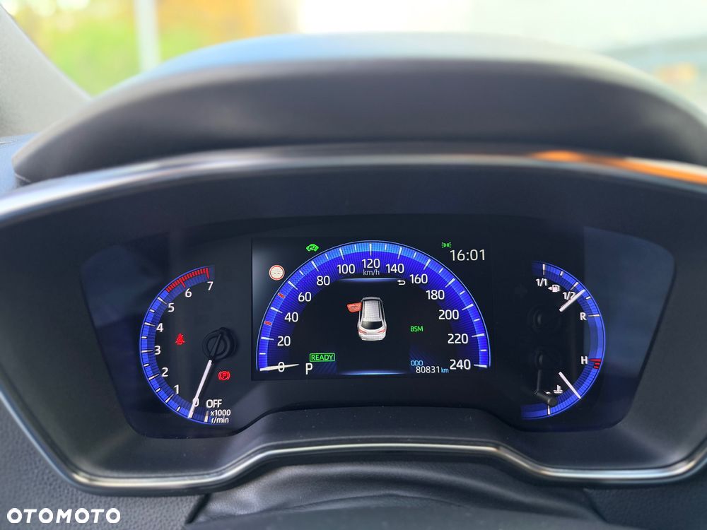 Toyota Corolla 1.8 Hybrid Comfort - 28