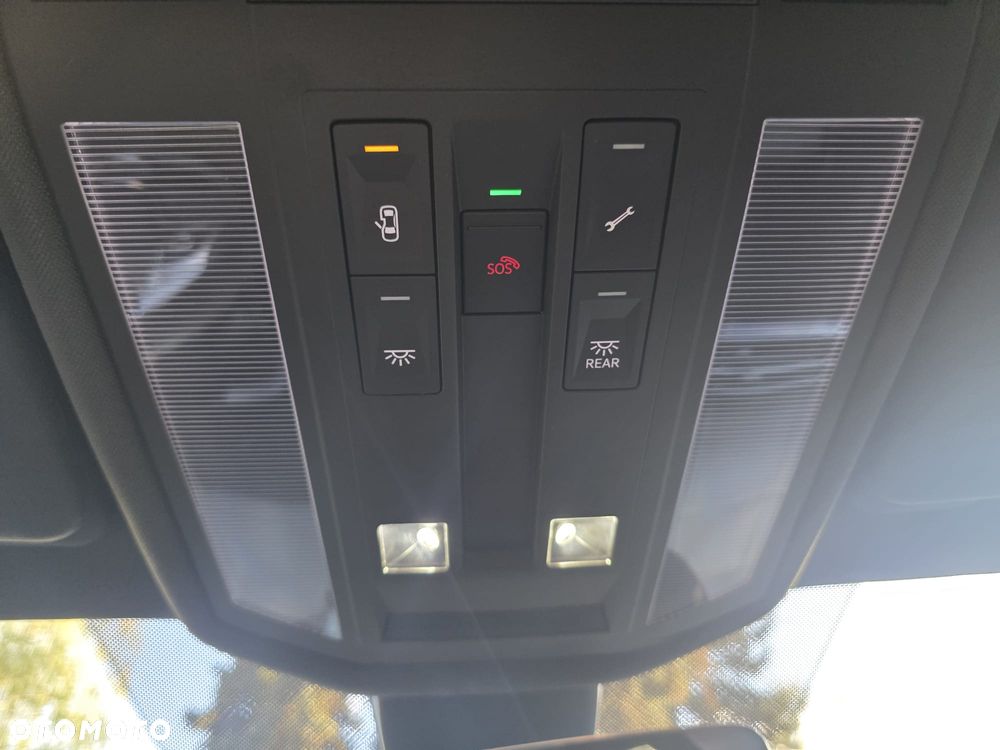 Volkswagen Touareg 3.0 V6 TDI SCR 4Mot R-Line - 25