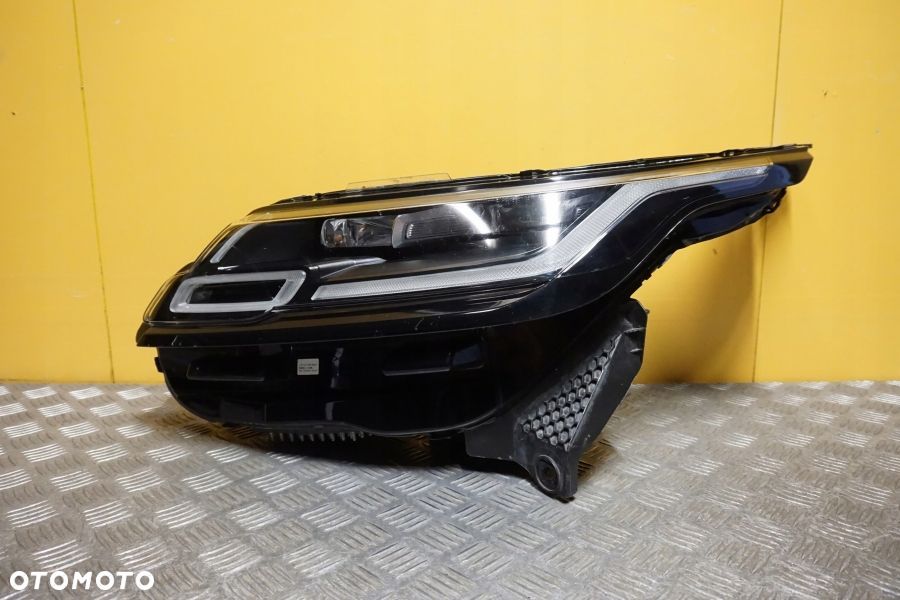RANGE ROVER VELAR L560 2017- REFLEKTOR LAMPA MID LED LEWA EU - 1