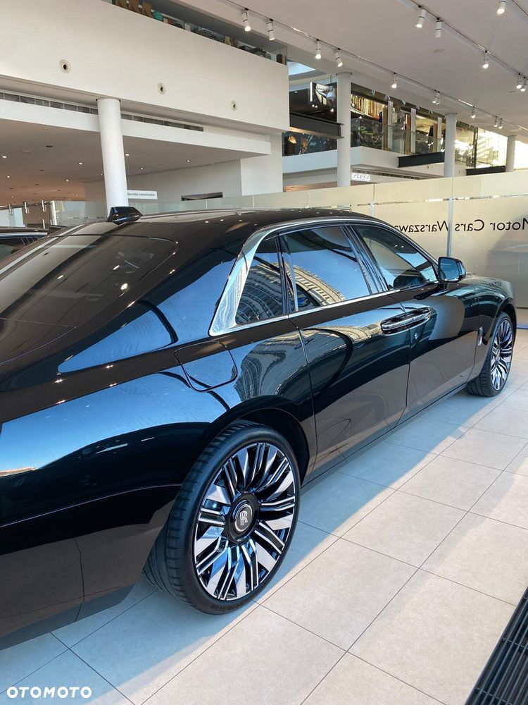 Rolls-Royce Ghost - 3