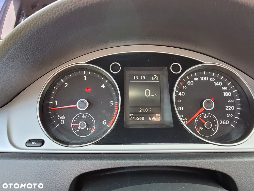 Volkswagen Passat 1.6 TDI BlueMotion - 22