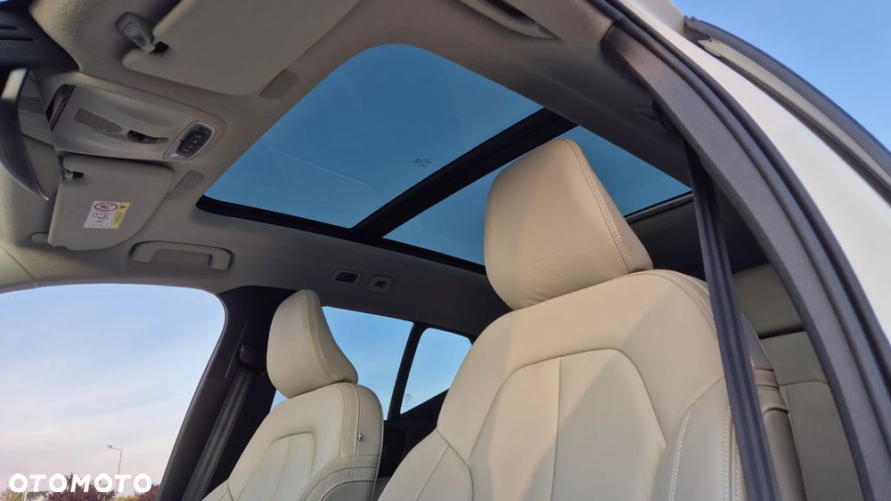 Volvo XC 40 T5 Plug-In Hybrid Inscription - 35