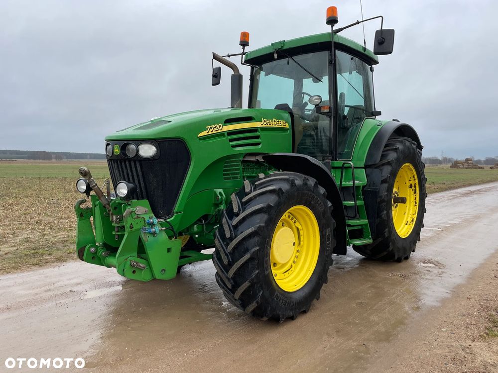 John Deere 7720 - 2