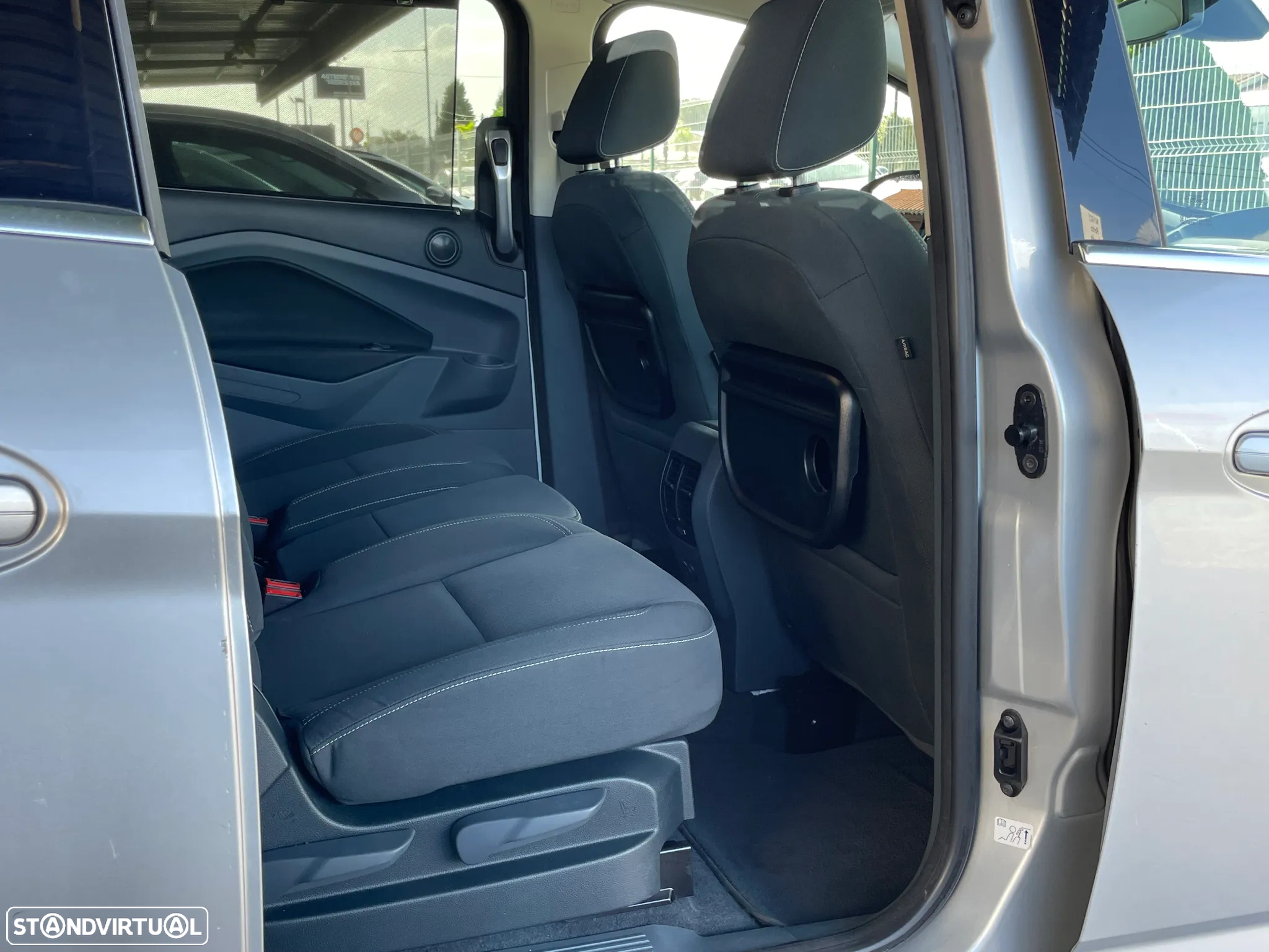 Ford Grand C-Max 1.6 TDCi Titanium Edition S/S - 12