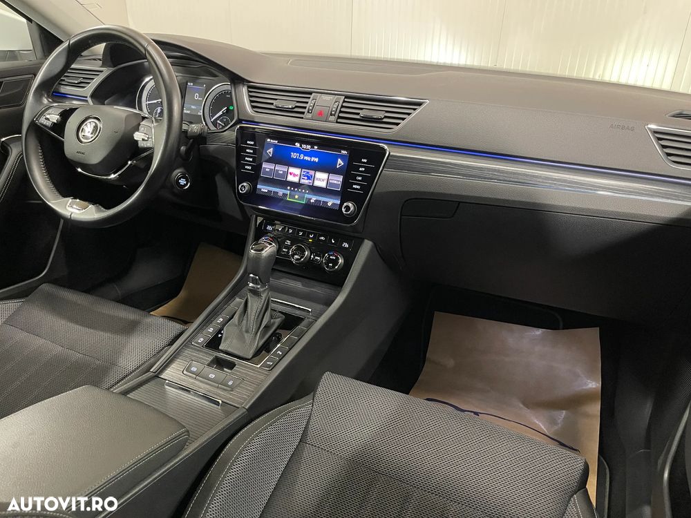 Skoda Superb 2.0 TSI DSG Style - 9