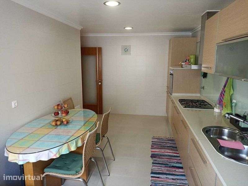 Apartartamento T2 em São Julião do Tojal - Loures - Grande imagem: 4/12