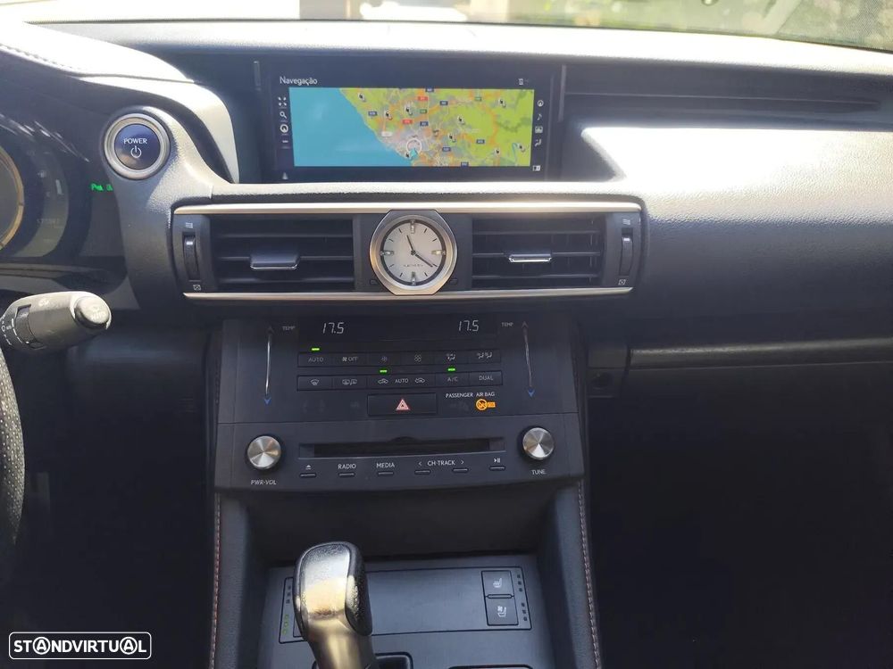 Lexus RC Black Edition — fotografia 17