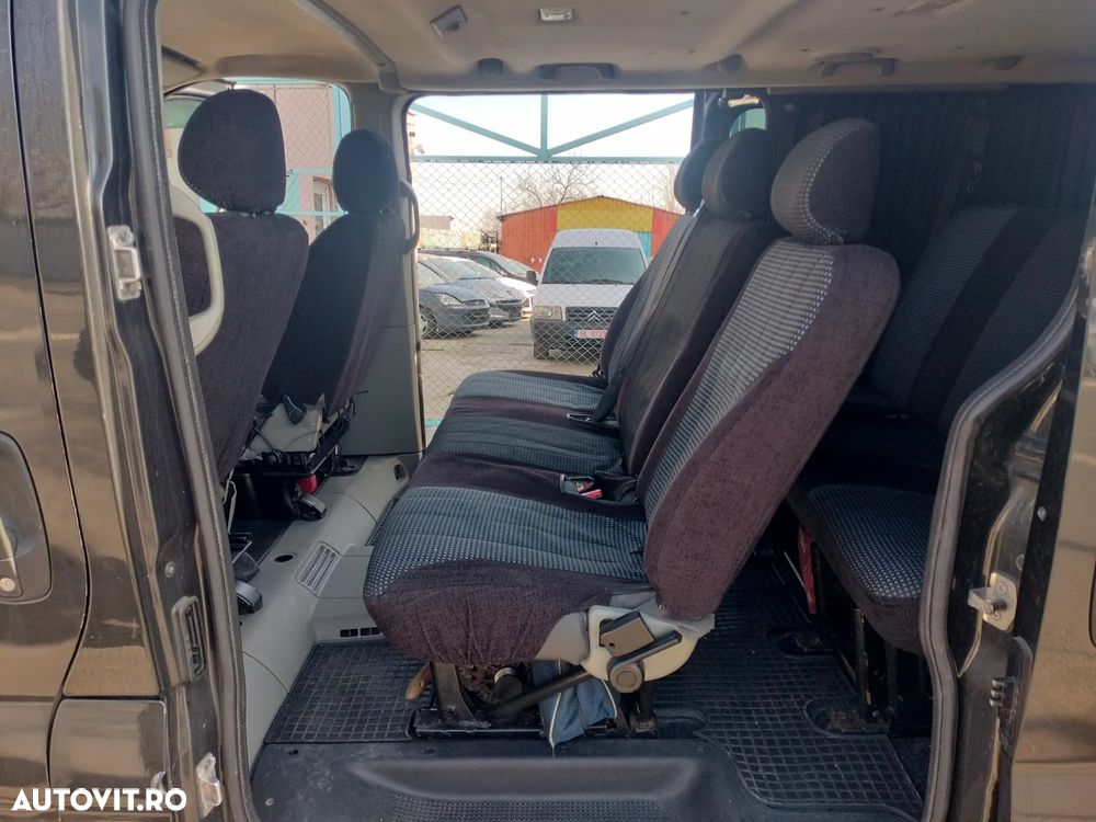 Renault Trafic Passenger L1H1 Authentique - 7