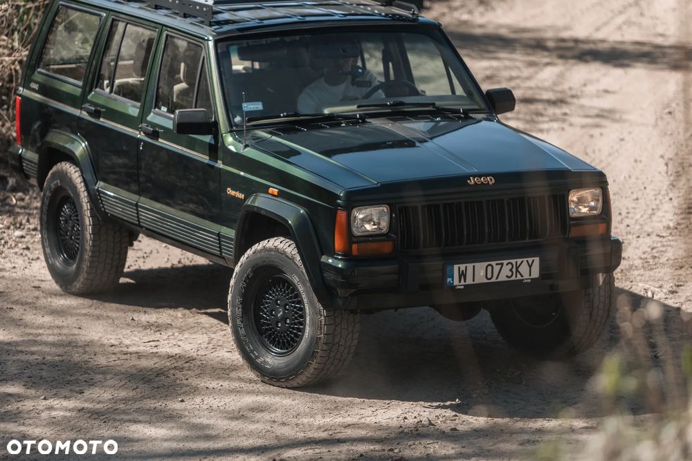 Jeep Cherokee 4.0 Limited - 13