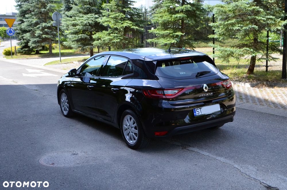 Renault Megane 1.6 SCe Business - 20