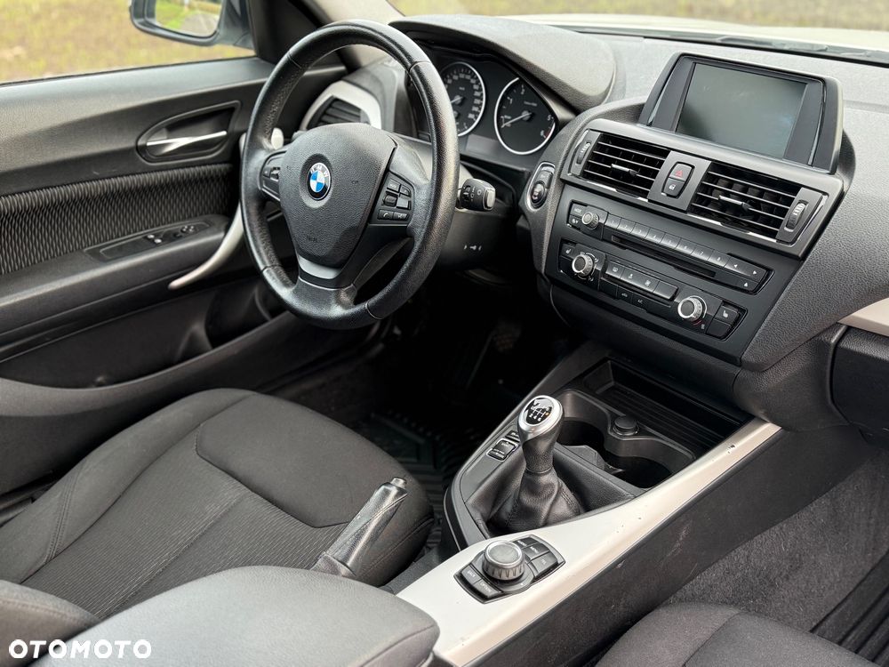 BMW Seria 1 116d - 36