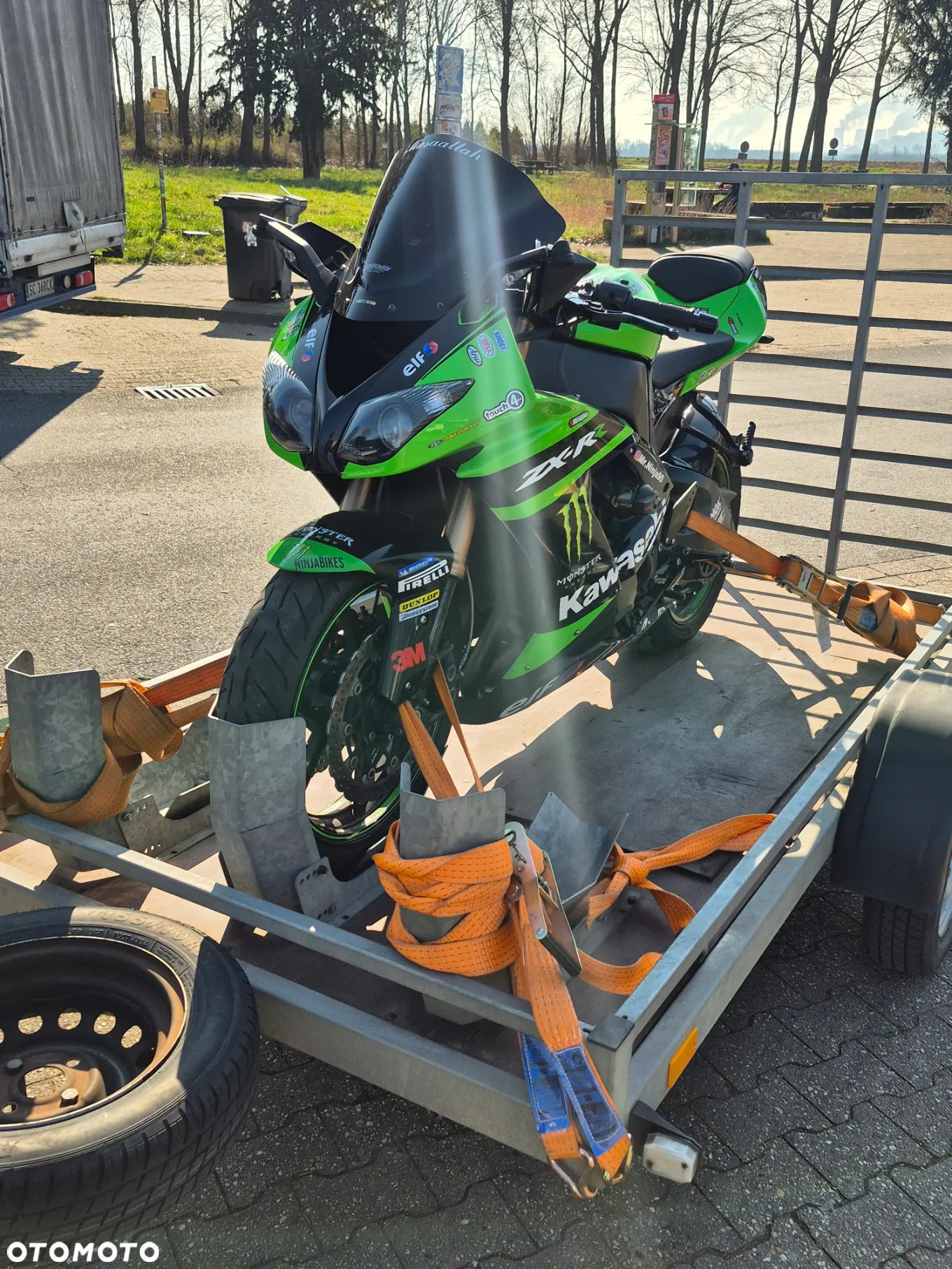 Kawasaki ZX - 19