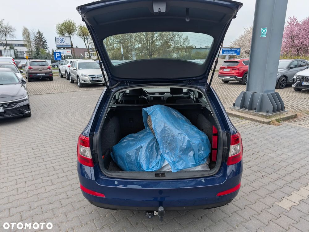 Skoda Octavia 1.6 TDI Ambition - 10