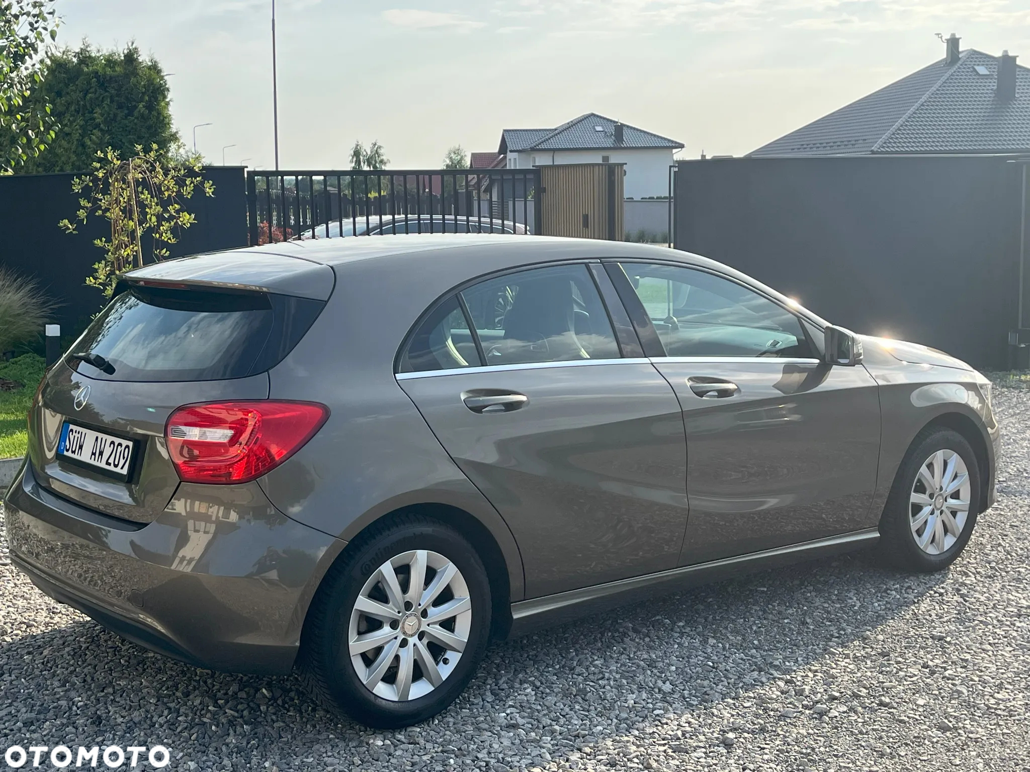 Mercedes-Benz Klasa A 180 (BlueEFFICIENCY) - 24