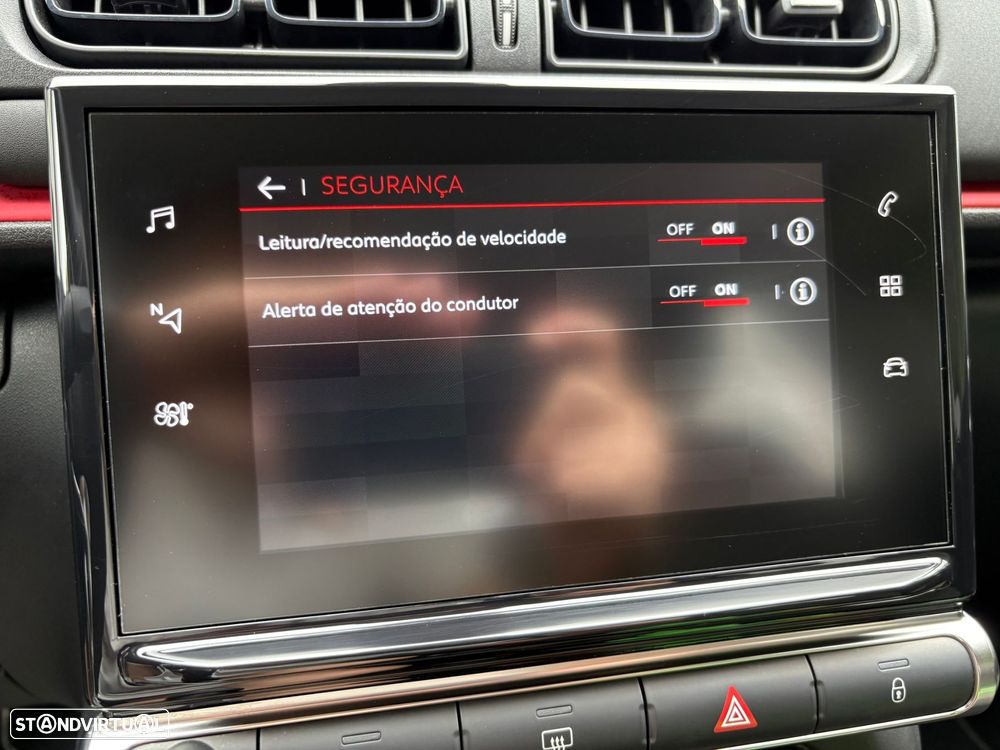 Citroën C3 1.2 PureTech Shine - 34