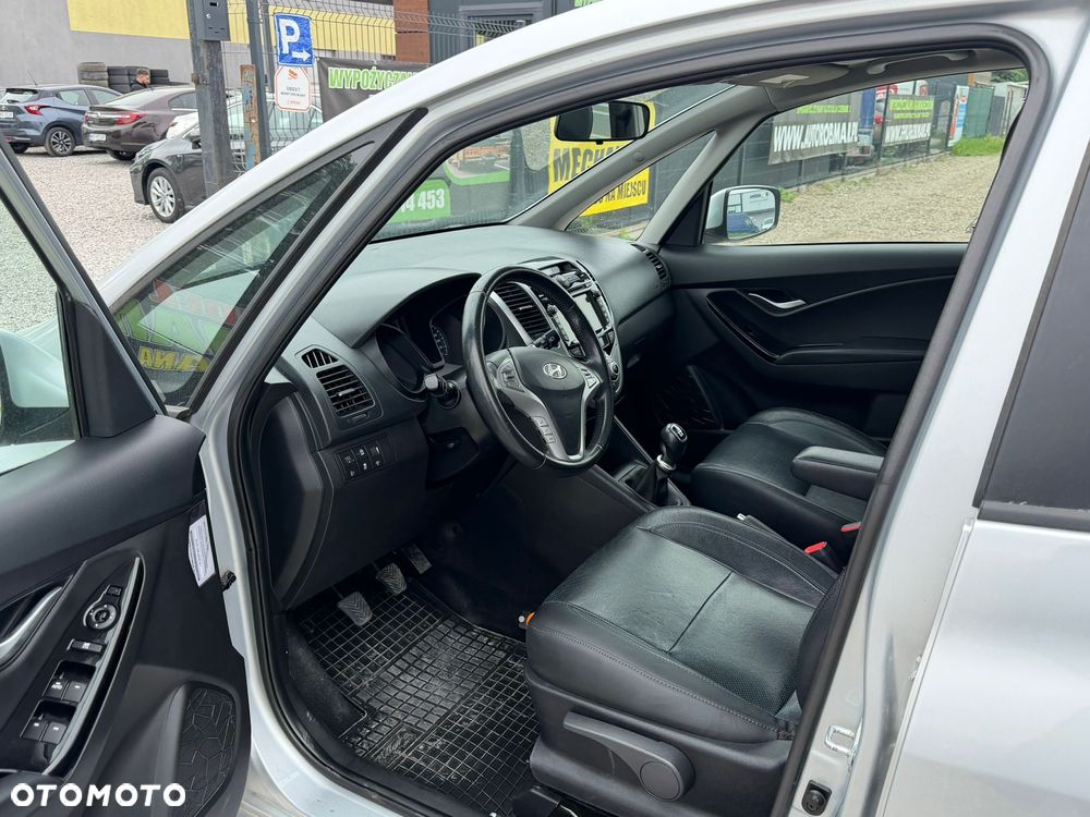 Hyundai ix20 1.4 blue Comfort - 11