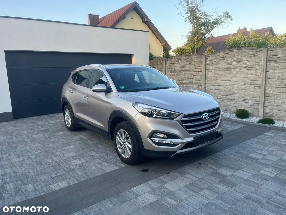 Hyundai Tucson blue 1.6 GDi 2WD Navi - 1