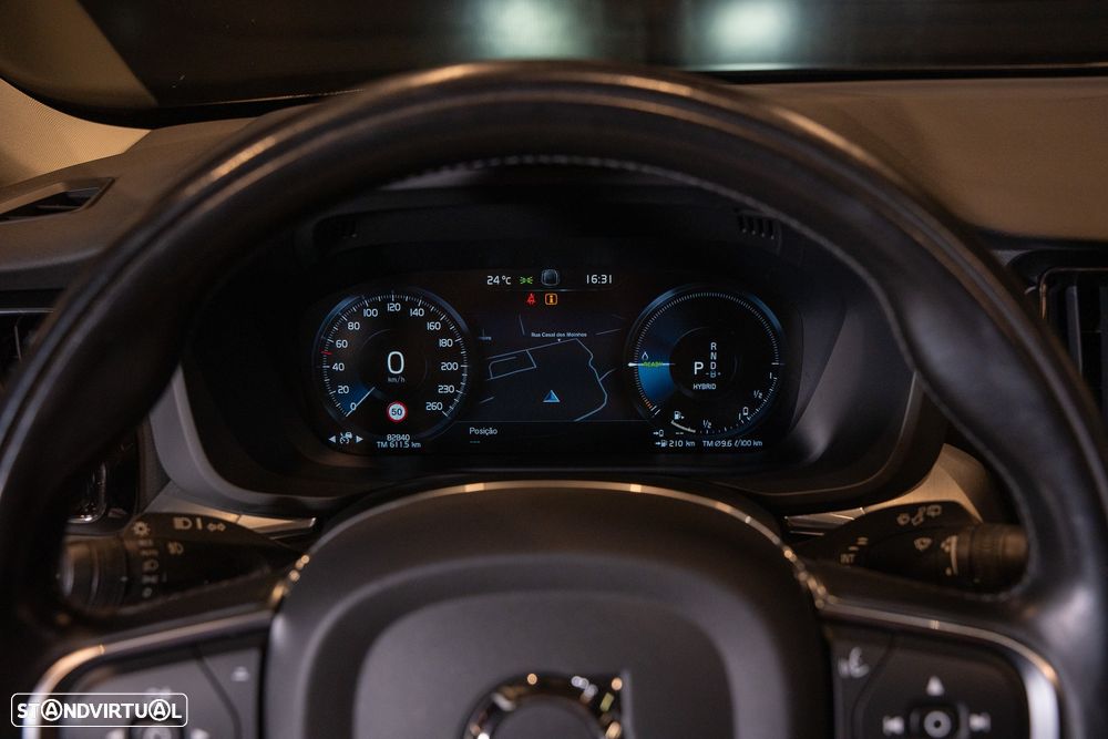 Volvo XC 60 2.0 T6 PHEV Inscription AWD - 17