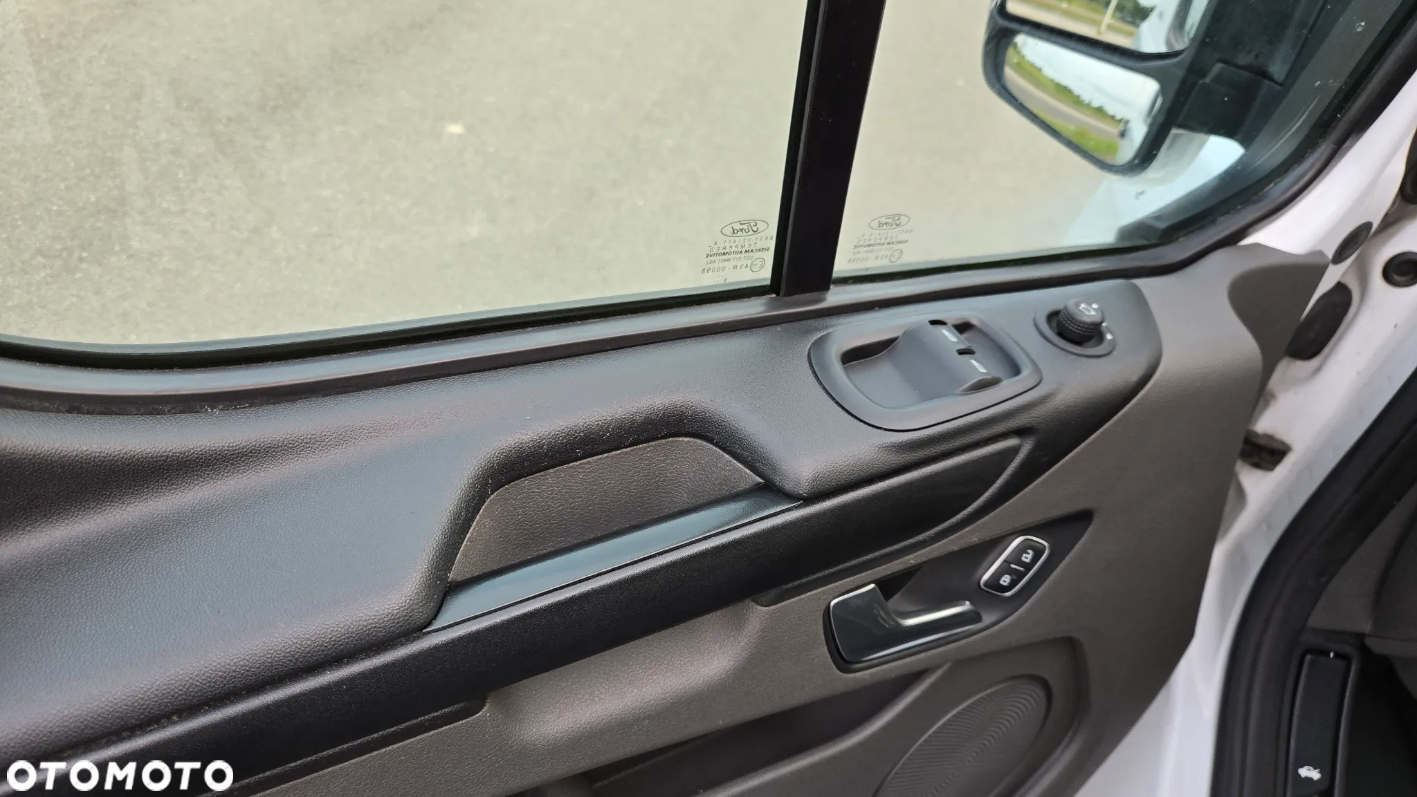 Ford transit custom - 11