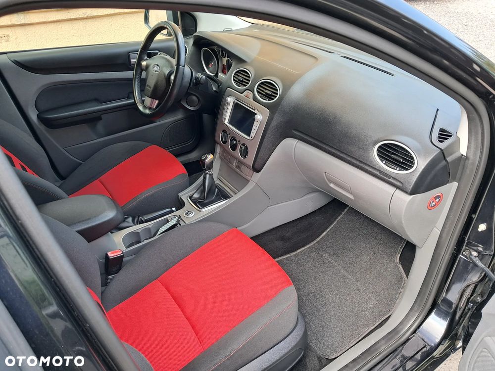 Ford Focus - 14