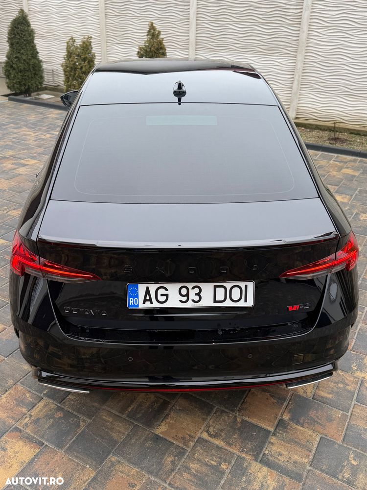 Skoda Octavia 2.0 TDI DSG RS Plus - 12