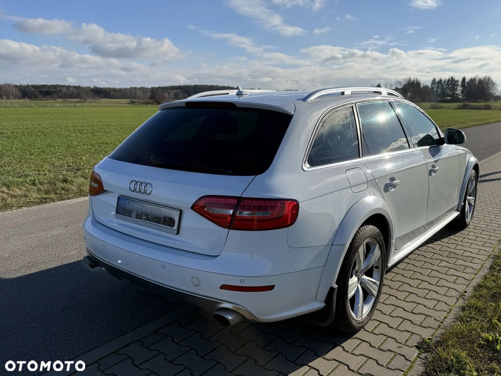 Audi A4 Allroad - 4