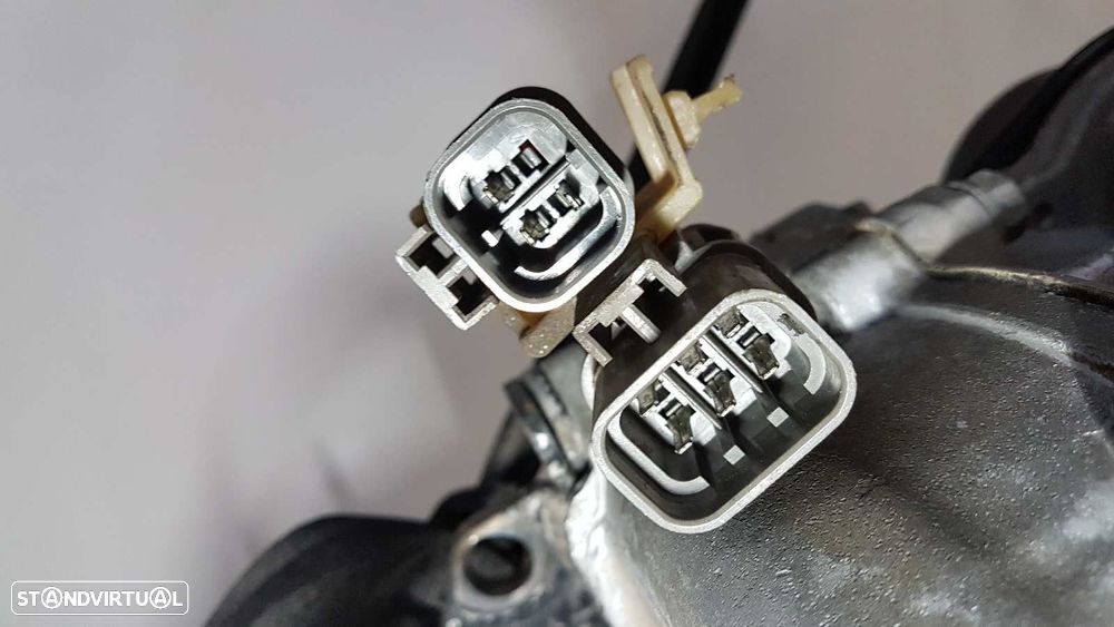 CAIXA DE VELOCIDADES NISSAN MAXIMA (J30) 3.0 V6 KAT - 4