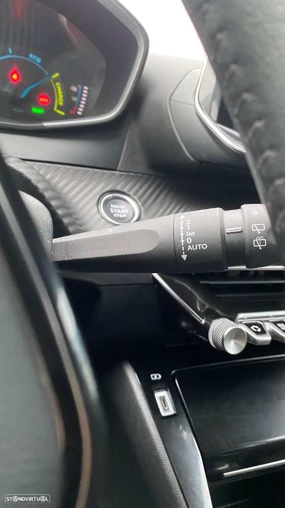 Peugeot e-208 50 kWh Allure Pack - 32