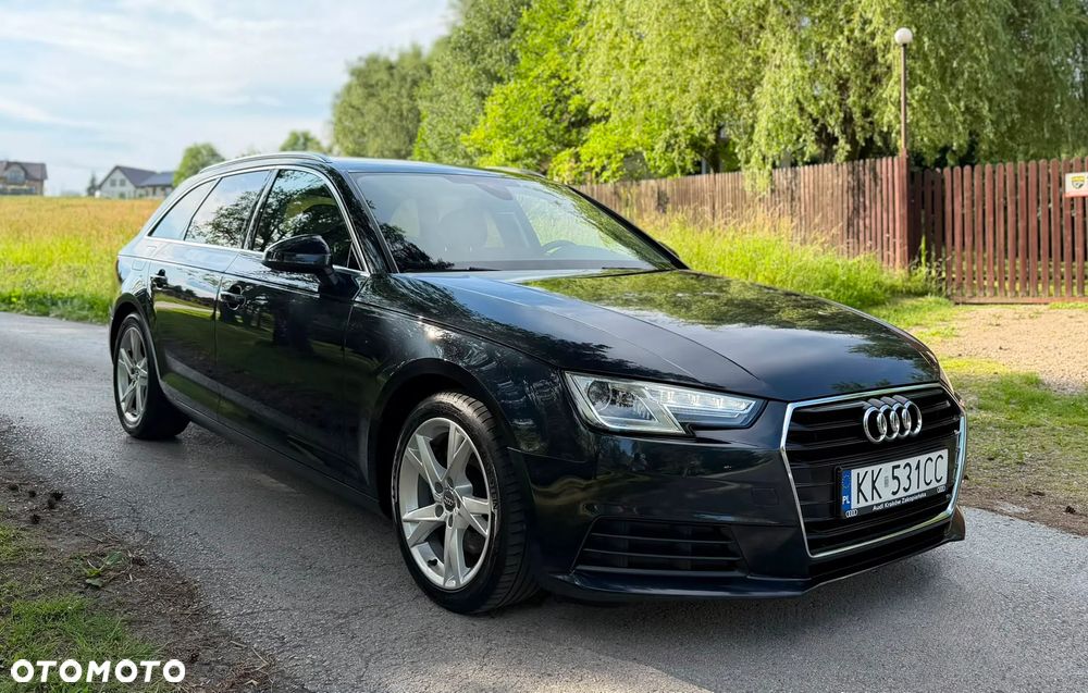 Audi A4 Avant 2.0 TDI ultra S tronic design - 4