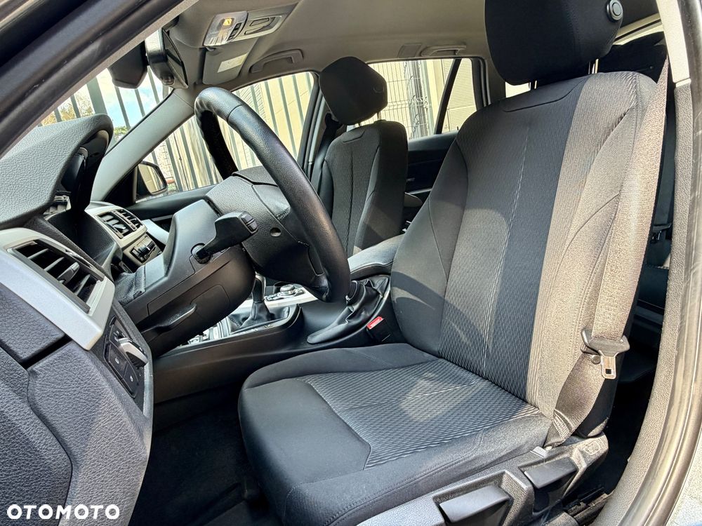 BMW Seria 3 316d Sport Line - 19