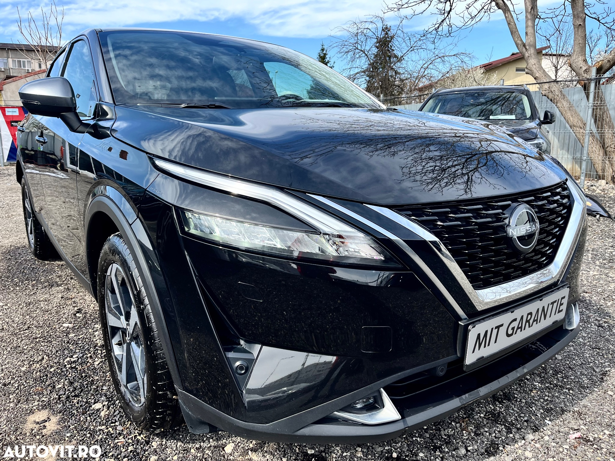 Nissan Qashqai 1.3 l Mild-Hybrid X-Tronic N-Connecta - 3